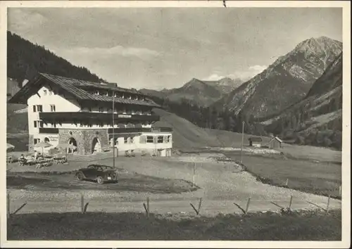 Baad Kleinwalsertal Hotel *