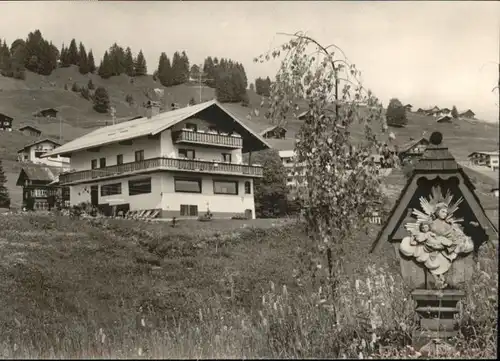 wu82458 Hirschegg Kleinwalsertal Vorarlberg Hirschegg Kleinwalsertal Gaestehaus Breuer * Kategorie. Mittelberg Alte Ansichtskarten