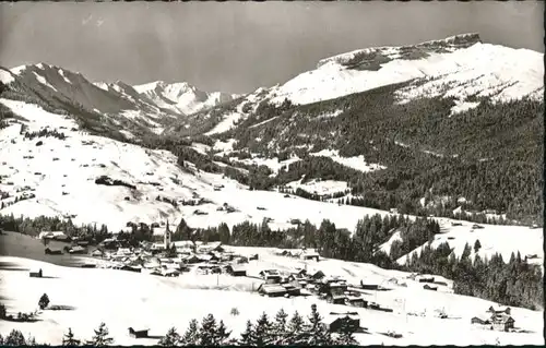 Riezlern Kleinwalsertal Riezlern Kleinwalsertal Parsenn-Skilift Ochsenhofer Koepfen Gruenhorn Schwarzwassertal Hoch-Ifen *