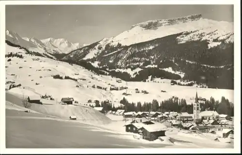 Riezlern Kleinwalsertal Riezlern Kleinwalsertal Parsenn-Skilift Ochsenhofer Koepfen Gruenhorn Schwarzwassertal Hoch-Ifen *