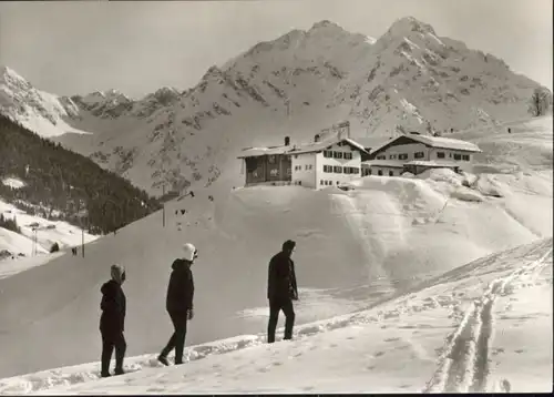 wu82973 Hirschegg Kleinwalsertal Vorarlberg Hirschegg Kleinwalsertal Ferienheim Schloessle * Kategorie. Mittelberg Alte Ansichtskarten