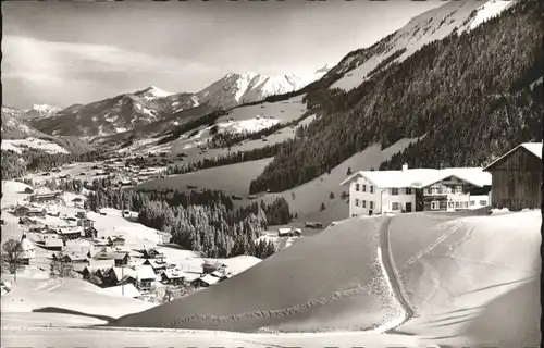 wu82990 Hirschegg Kleinwalsertal Vorarlberg Hirschegg Kleinwalsertal Ferienheim Schloessle * Kategorie. Mittelberg Alte Ansichtskarten