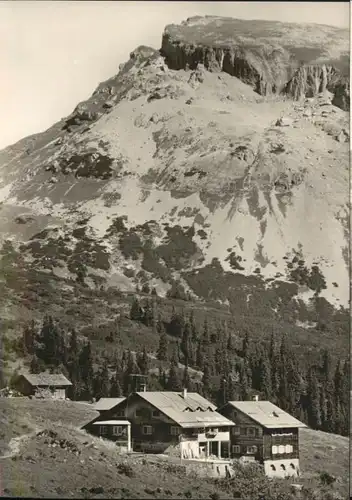 Kleinwalsertal Schwarzwasserhuette Hoch-Ifen *