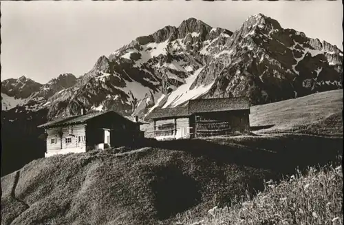 wu83041 Hirschegg Kleinwalsertal Vorarlberg Hirschegg Kleinwalsertal Ferienheim Schloessle * Kategorie. Mittelberg Alte Ansichtskarten