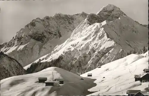 wu83054 Hirschegg Kleinwalsertal Vorarlberg Hirschegg Kleinwalsertal Ferienheim Schloessle Widderstein Baerenkopf * Kategorie. Mittelberg Alte Ansichtskarten