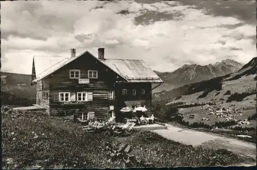 wu83068 Hirschegg Kleinwalsertal Vorarlberg Hirschegg Kleinwalsertal Gaststaette Pension Fuchshof * Kategorie. Mittelberg Alte Ansichtskarten