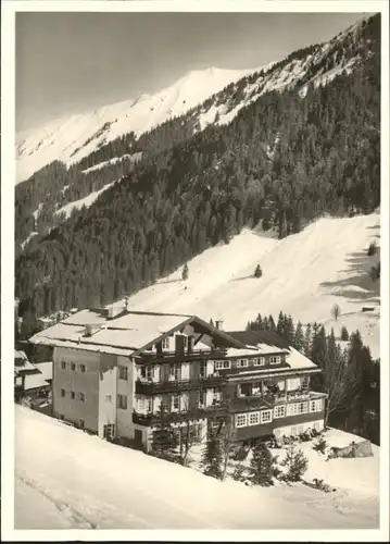 wu84064 Hirschegg Kleinwalsertal Vorarlberg Hirschegg Kleinwalsertal Hotel Der Berghof * Kategorie. Mittelberg Alte Ansichtskarten
