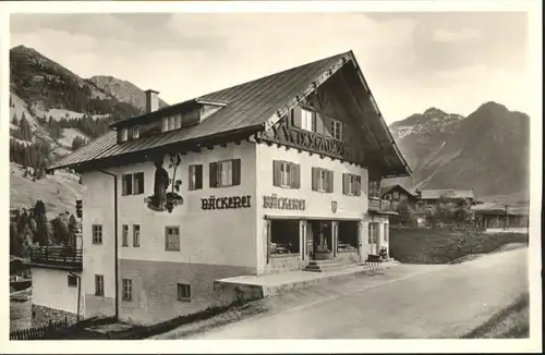 wu84083 Hirschegg Kleinwalsertal Vorarlberg Hirschegg Kleinwalsertal Haus Puehringer Baeckerei * Kategorie. Mittelberg Alte Ansichtskarten