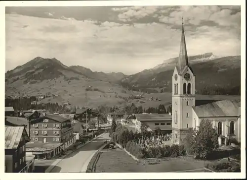 Riezlern Kleinwalsertal Riezlern Kleinwalsertal Kirche Friedhof *