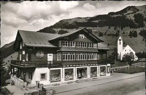 wx57546 Hirschegg Kleinwalsertal Vorarlberg Haus Riezler Kategorie. Mittelberg Alte Ansichtskarten