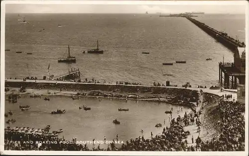 Southend-on-Sea Pier
Roating Pool  / Southend-on-Sea /Southend-on-Sea