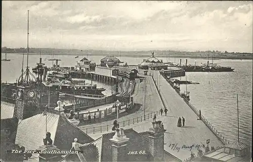 Southampton Pier / Southampton /Southampton