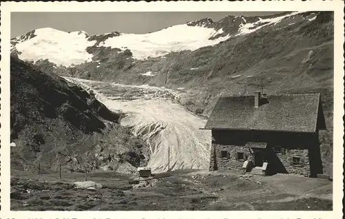 Gurgler Gletscher Karlsruher Huette