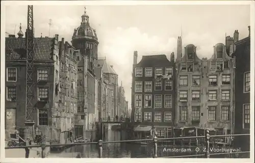 Amsterdam Voorburgwal Kat. Amsterdam