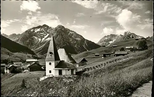 wz28559 Hirschegg Kleinwalsertal Vorarlberg Kreuzkirche Kategorie. Mittelberg Alte Ansichtskarten