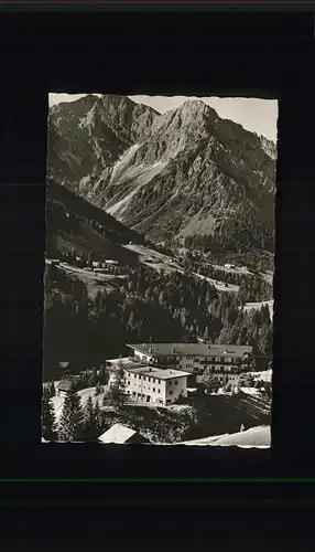wz28612 Hirschegg Kleinwalsertal Vorarlberg Ifenhotel Kategorie. Mittelberg Alte Ansichtskarten