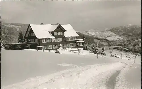 wz28772 Hirschegg Kleinwalsertal Vorarlberg Kindersanatorium Dr. Bergengruen Kategorie. Mittelberg Alte Ansichtskarten