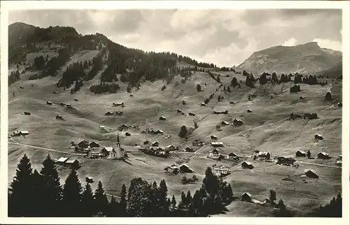 wz28802 Hirschegg Kleinwalsertal Vorarlberg Panorama Kategorie. Mittelberg Alte Ansichtskarten