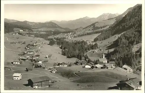 wz28814 Hirschegg Kleinwalsertal Vorarlberg Riezlern Oberstdorfer Berge Kategorie. Mittelberg Alte Ansichtskarten