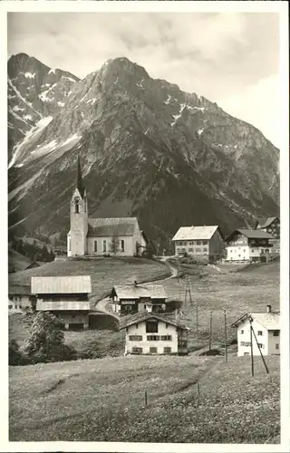 wz28819 Hirschegg Kleinwalsertal Vorarlberg Kirche Widderstein Baerenkopf Kategorie. Mittelberg Alte Ansichtskarten