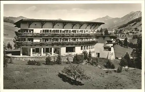 wz28830 Hirschegg Kleinwalsertal Vorarlberg Ifenhotel Kategorie. Mittelberg Alte Ansichtskarten