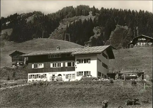 wz29024 Hirschegg Kleinwalsertal Vorarlberg Erholungsheim Berghalde Kategorie. Mittelberg Alte Ansichtskarten