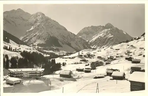 wz29105 Hirschegg Kleinwalsertal Vorarlberg Elferkopf Zwoelferkopf Widderstein Kategorie. Mittelberg Alte Ansichtskarten