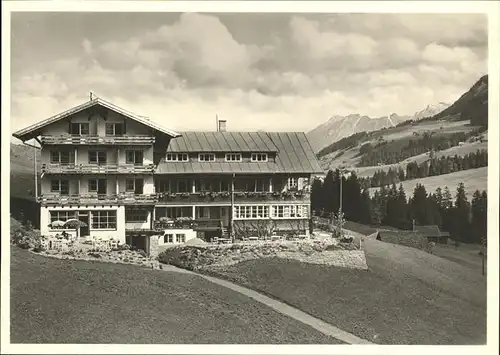 wz29151 Hirschegg Kleinwalsertal Vorarlberg Der Berghof Kategorie. Mittelberg Alte Ansichtskarten