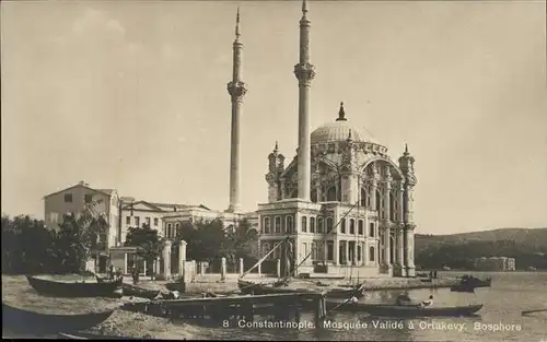 Constantinopel Istanbul Bosphore Mosquee Valide Ortakevy /  /