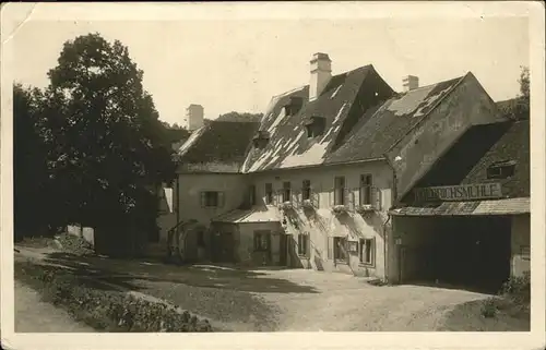 Moedling Hoeldrichsmuehle Hinterbruehl Brunnen vor dem Tore Kat. Moedling