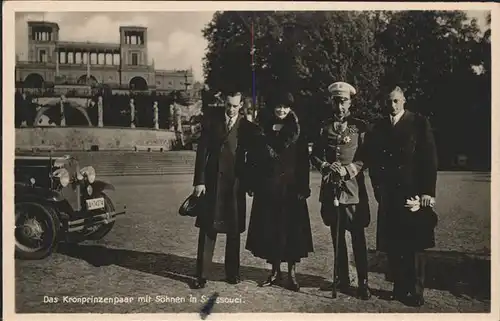 Sanssouci Kronprinzenpaar mit Soehnen Kat. Balve