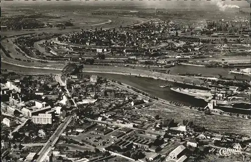 Duisburg Ruhr Hafen Rhein Fliegeraufnahme / Duisburg /Duisburg Stadtkreis