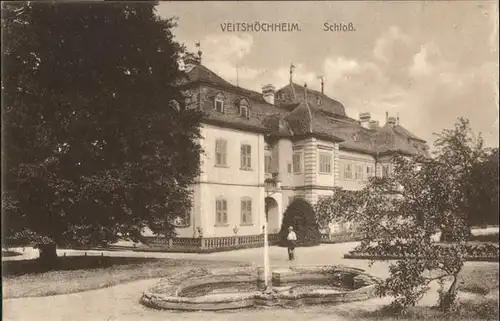 Veitshoechheim Schloss Springbrunnen / Veitshoechheim /Wuerzburg LKR