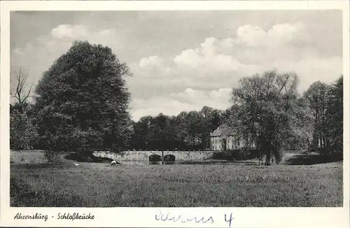 Ahrensburg Schloss Bruecke / Ahrensburg /Stormarn LKR