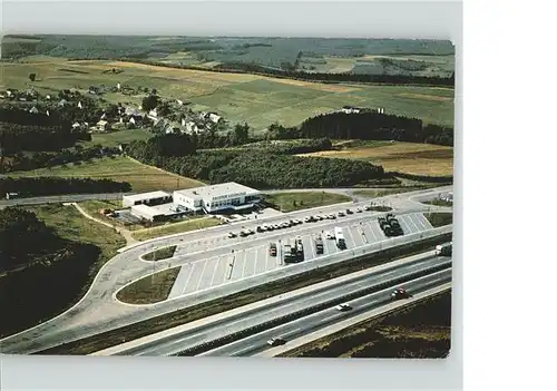 Freudenberg Westfalen Fliegeraufnahme Autobahn Raststaette Siegerland West / Freudenberg /Siegen-Wittgenstein LKR