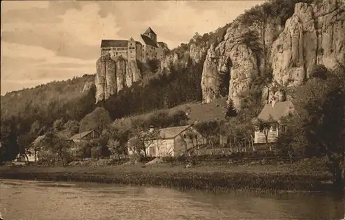 Riedenburg Altmuehltal Schloss Prunn / Riedenburg /Kelheim LKR