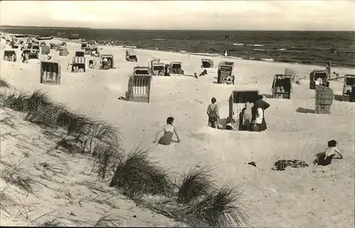 Trassenheide Strand Strandkoerbe Badende Kat. Trassenheide