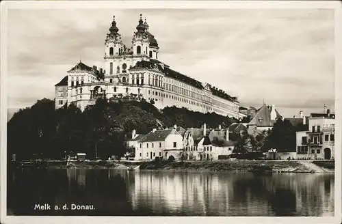 wz51714 Melk Donau Donau Kategorie. Melk Alte Ansichtskarten