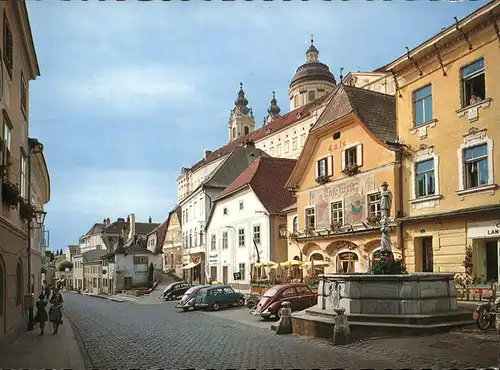 wz51779 Melk Donau Hauptplatz Brunnen Kategorie. Melk Alte Ansichtskarten