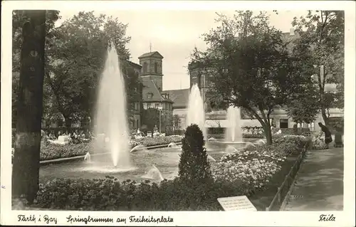 Fuerth Bayern Springbrunnen Freiheitsplatz / Fuerth /Fuerth LKR