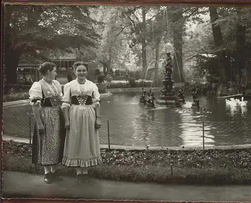 St Gallen SG OLMA Schweizer Messe Frauen in Tracht Kat. St Gallen