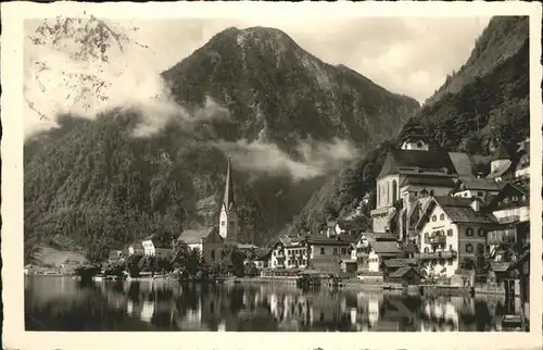 Hallstatt Salzkammergut  / Hallstatt /Traunviertel