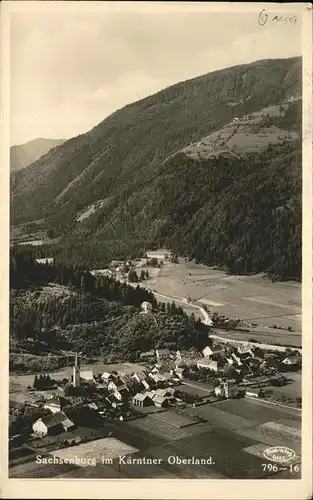 Sachsenburg Kaernten Flugaufnahme / Sachsenburg /Oberkaernten