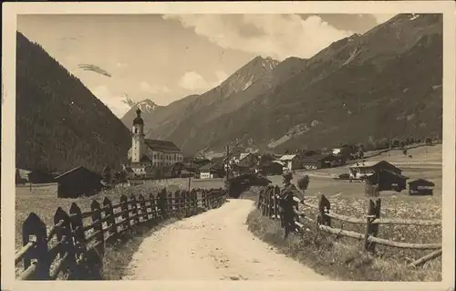 Neustift Stubaital Tirol Teilansicht Neustift Kirche Stubaier Gletscher / Neustift im Stubaital /Innsbruck