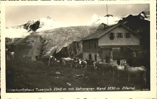 Hintertux Zillertal Unterkunftshaus Tuxerjoch Gefrorene Wand Tuxer Alpen / Tux /Tiroler Unterland