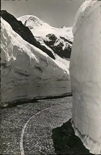 Sustenstrasse Hohe Schneewaende Kat. Susten