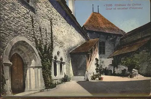 Chillon Chateau de Chillon Cour et Escaliers d Honneurs Kat. Montreux