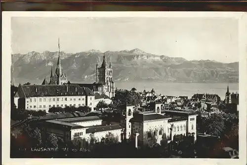 Lausanne VD Chateau Ccathedrale Universite et les Alpes de Savoie Lac Leman / Lausanne /Bz. Lausanne City