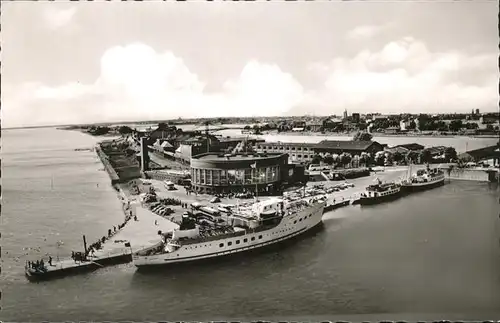 Wilhelmshaven Strand Hafengelaender Schiffe Kat. Wilhelmshaven