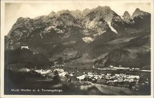 Werfen Salzburg Teilansicht Werfen Festung Hohenwerfen Salzachtal Tennengebirge Kat. Werfen